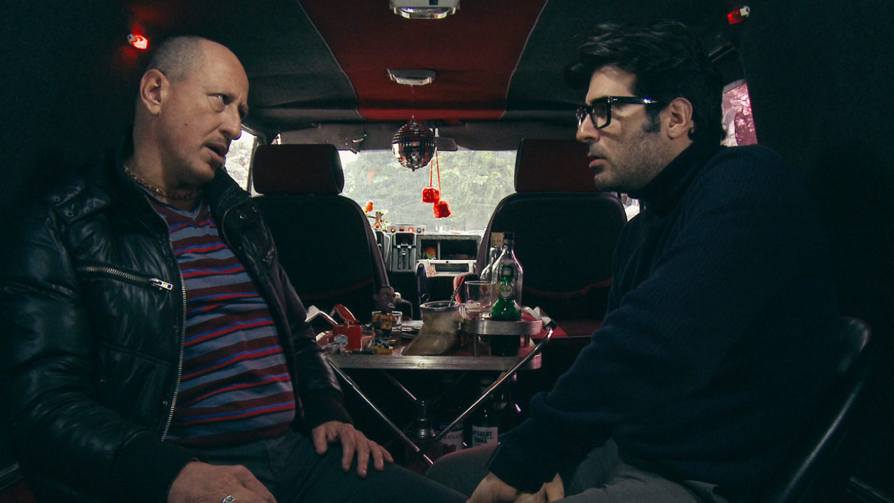 El hombre de al lado